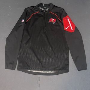 NWOT Mens Nike Small 1/4 Zip Tampa Bay Buccaneers Jacket